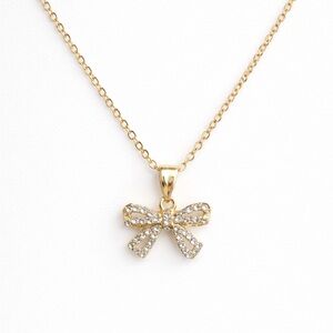 ⚜️ Elegant Gold Bow Pendant Necklace